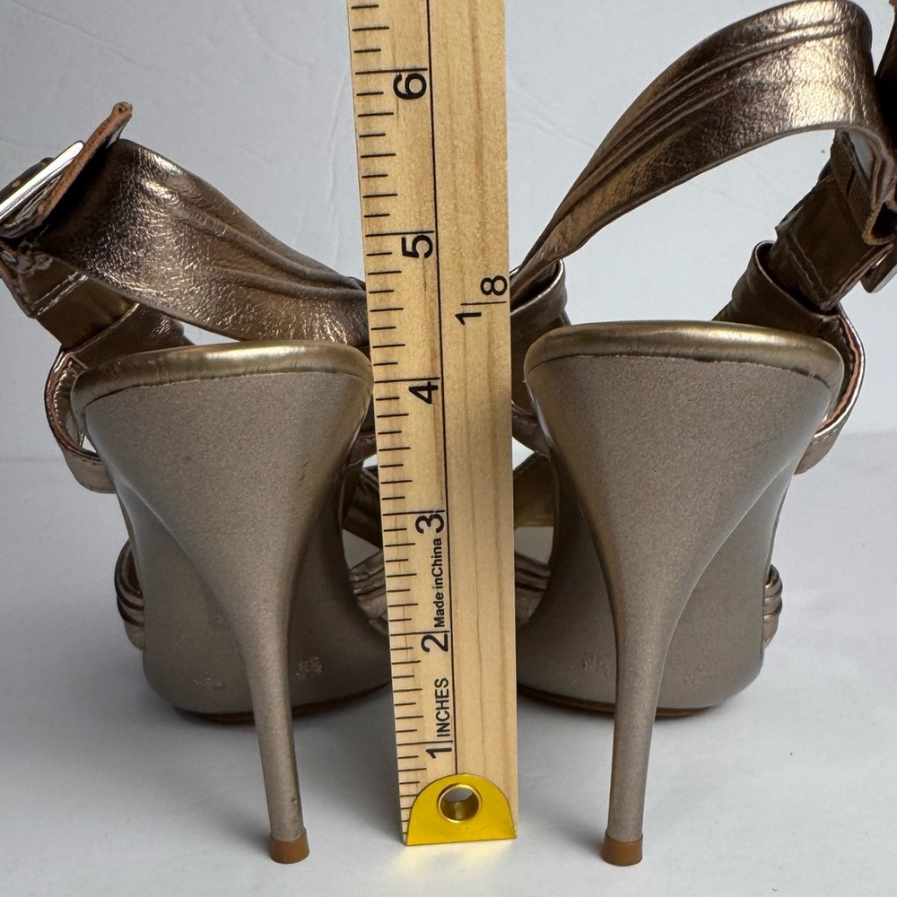 ALDO Women's Gold Strappy Sandals Sz 7 - Picture 10 of 11